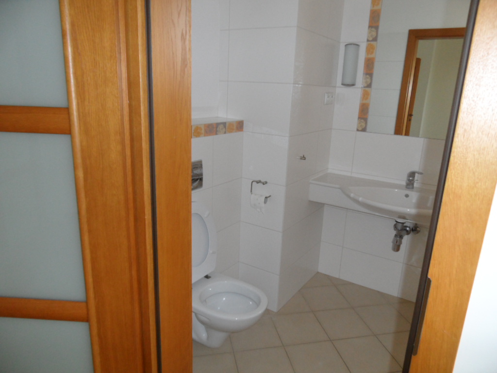 House for Rental, Piaseczyński Konstancin-Jeziorna Bielawa, ul. Vincenta van Gogha 67995090