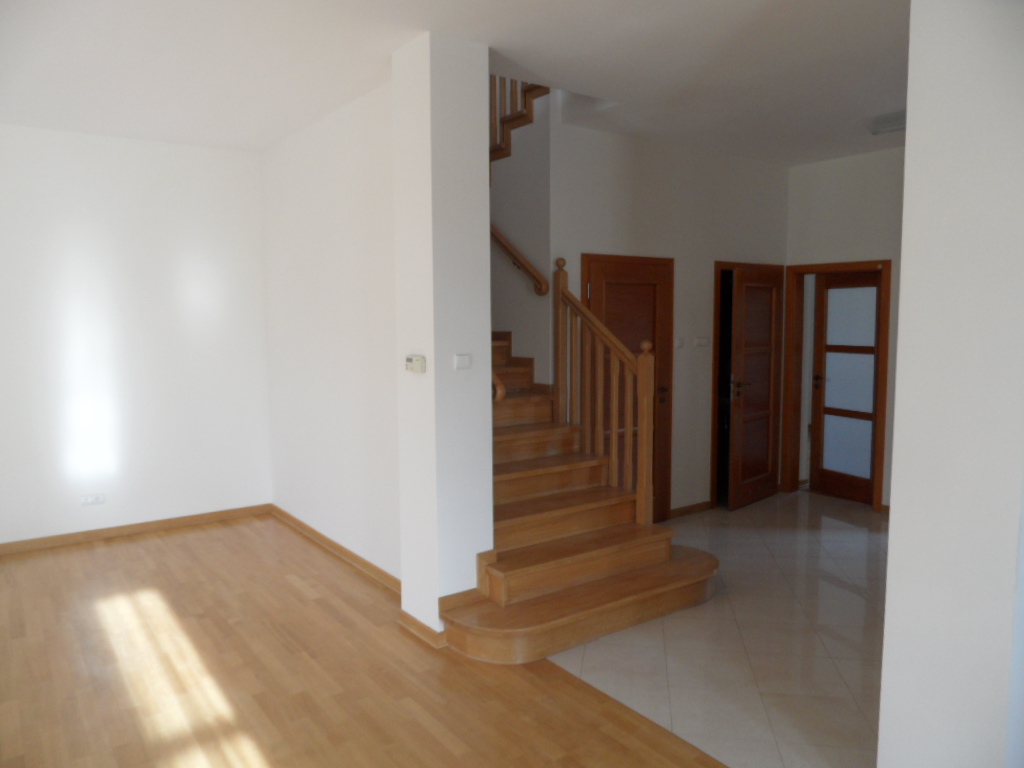 House for Rental, Piaseczyński Konstancin-Jeziorna Bielawa, ul. Vincenta van Gogha 67995096