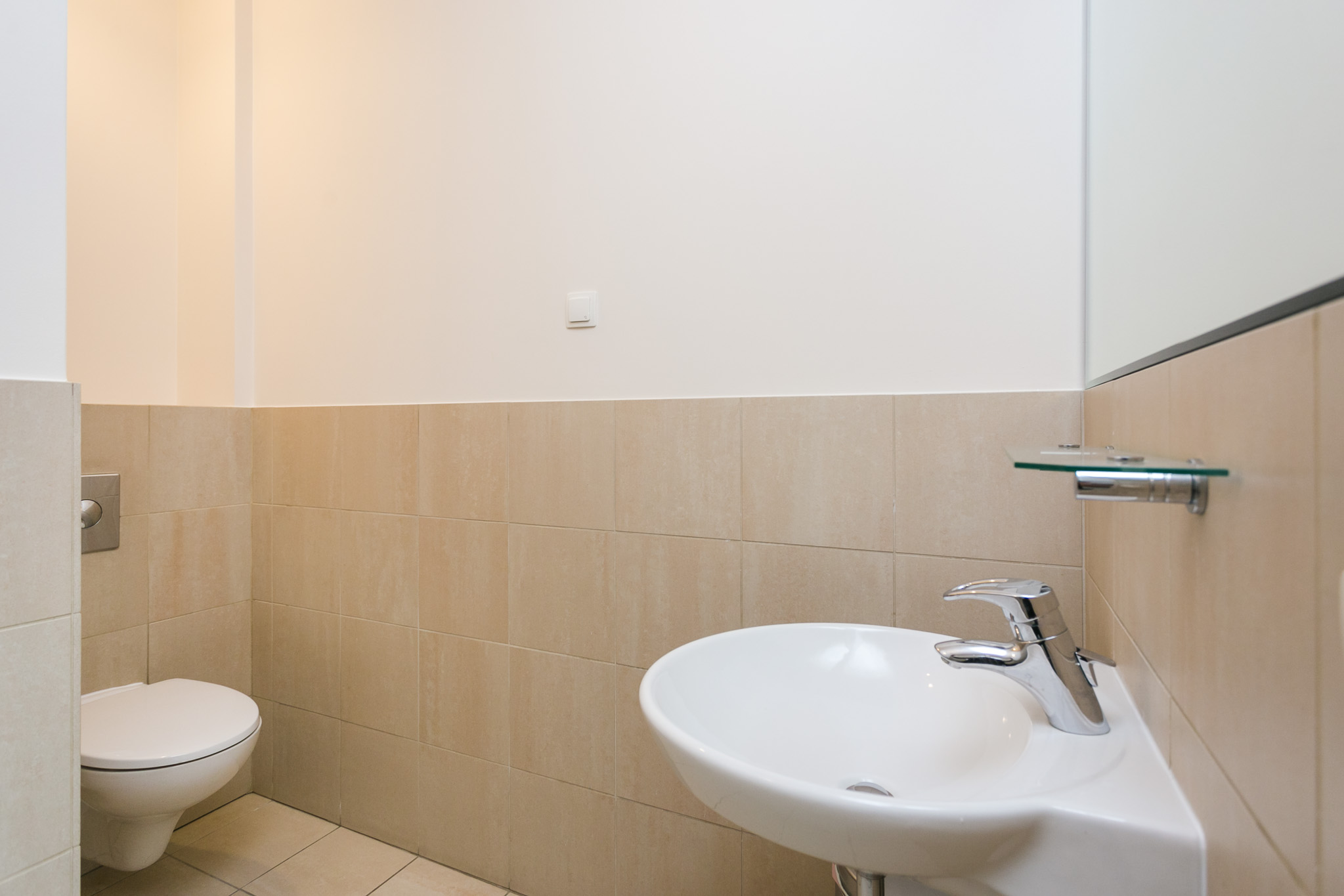 Apartment for Rental, Warszawa Wilanów, al. Wilanowska 68706340